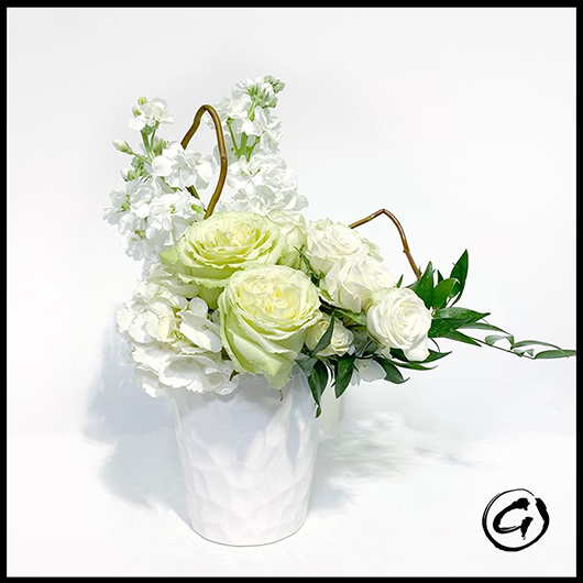 Everyday Floral Design by AvantGarde AvantGarde Studio
